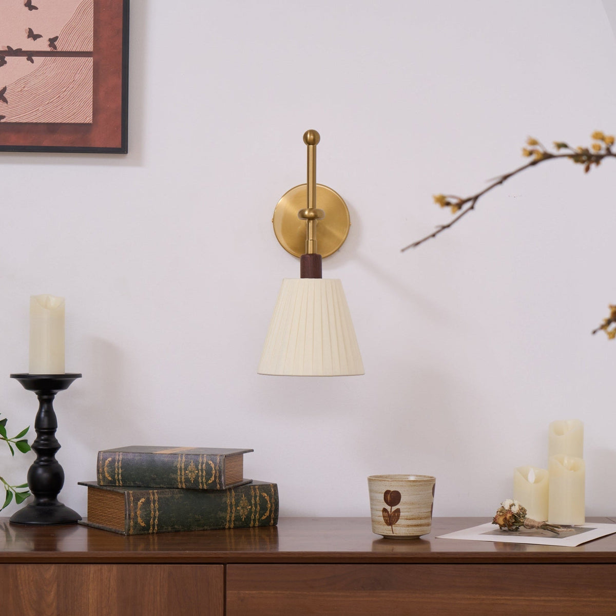 Gairm wandlamp met geplooide stofkap in messing
