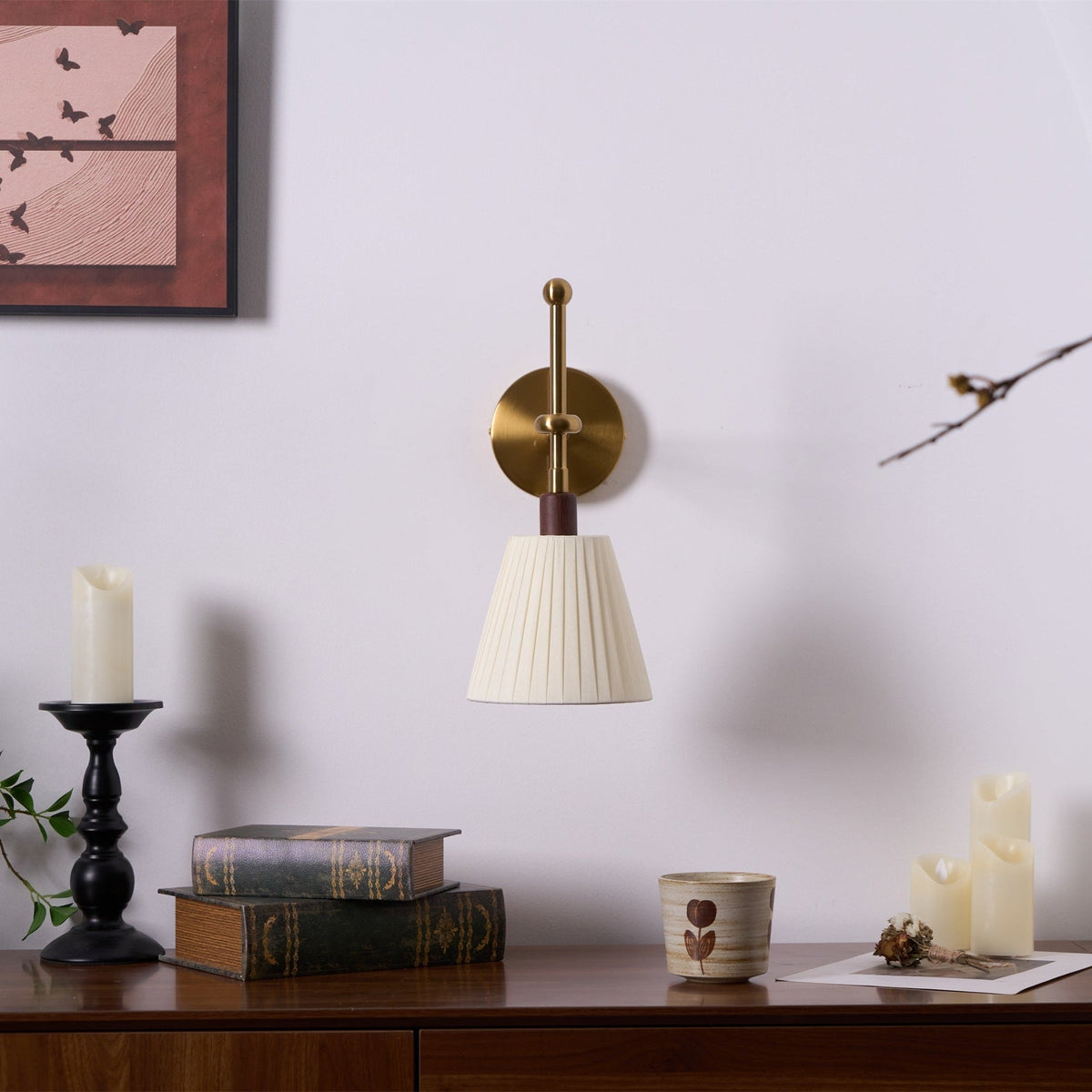 Gairm wandlamp met geplooide stofkap in messing