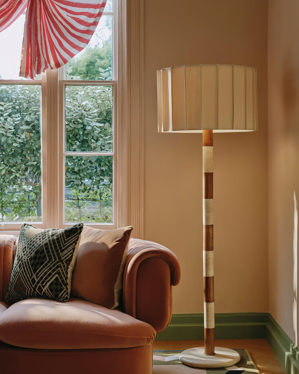 Miruielle vloerlamp