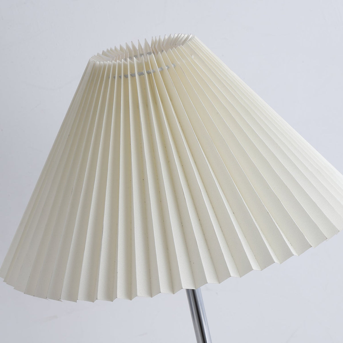Aiden moderne tafellamp van hout