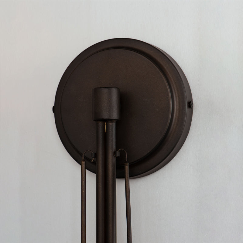 Lioruaria wandlamp met goudkleurige afwerking