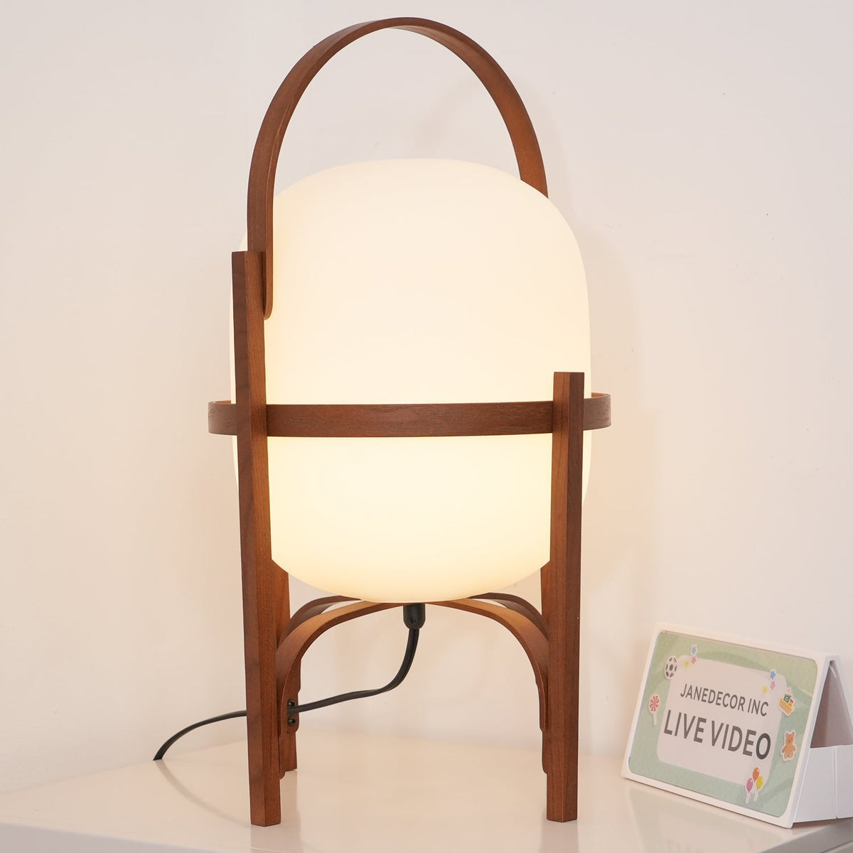 Lethra tafellamp van hout en glas