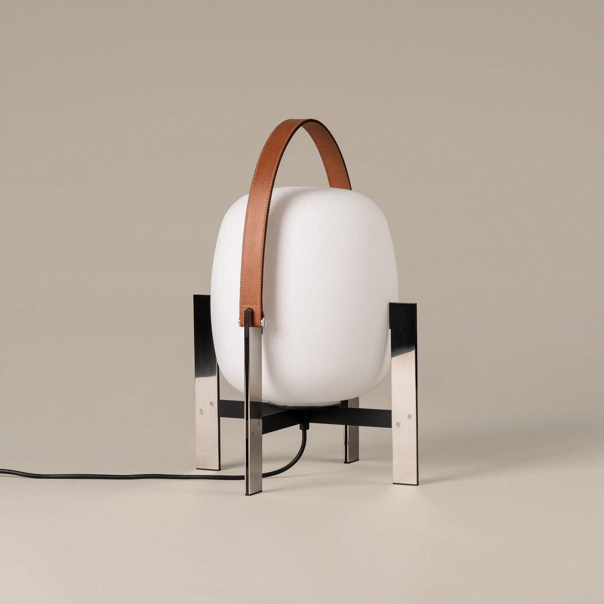 Harper Minimalistische tafellamp van glas