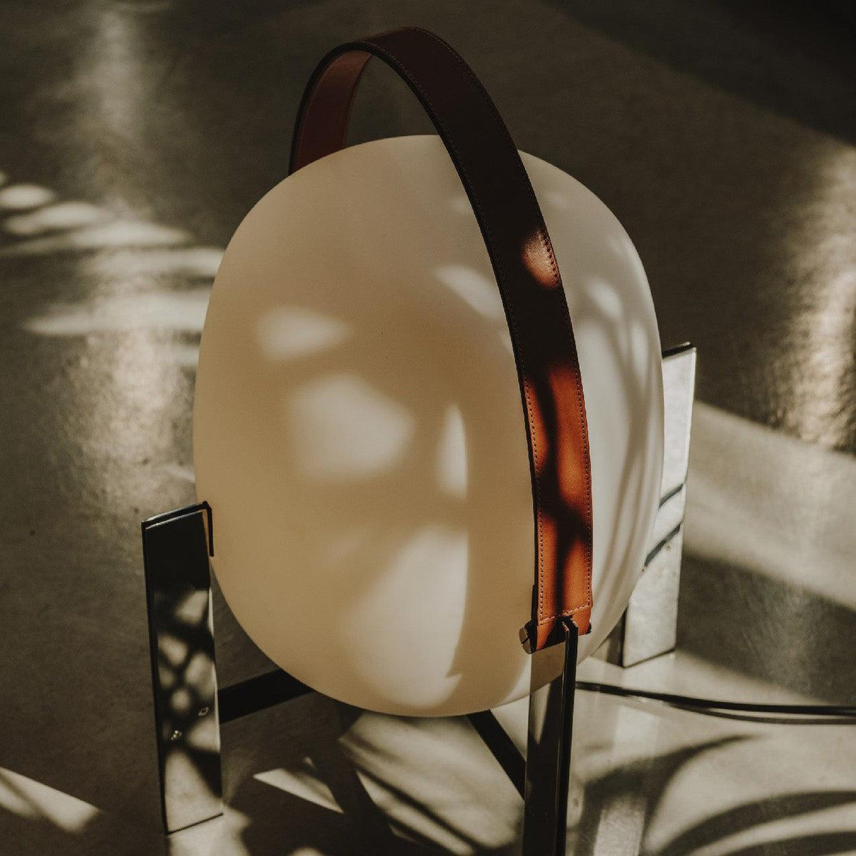 Harper Minimalistische tafellamp van glas