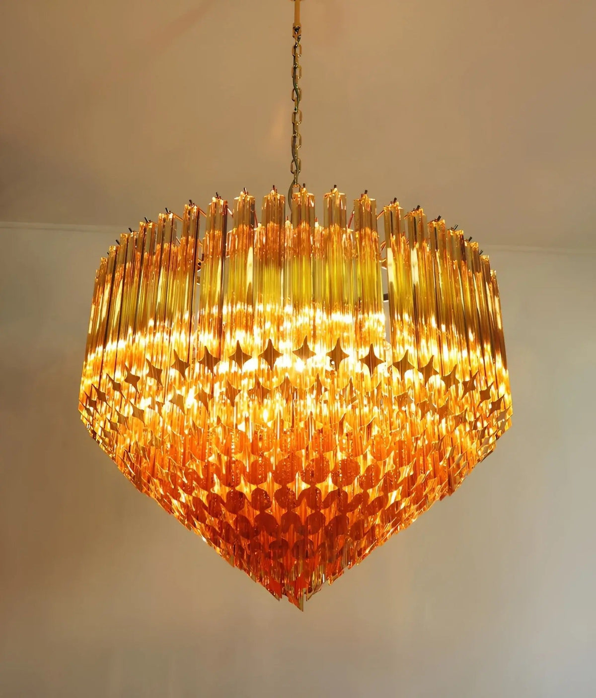 Celiselle kroonluchter met amberkleurige Murano-glasprismen Grand Art