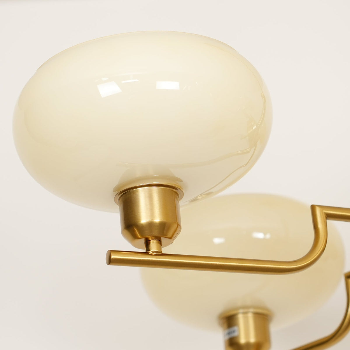 Amino hanglamp glazen bol messing frame