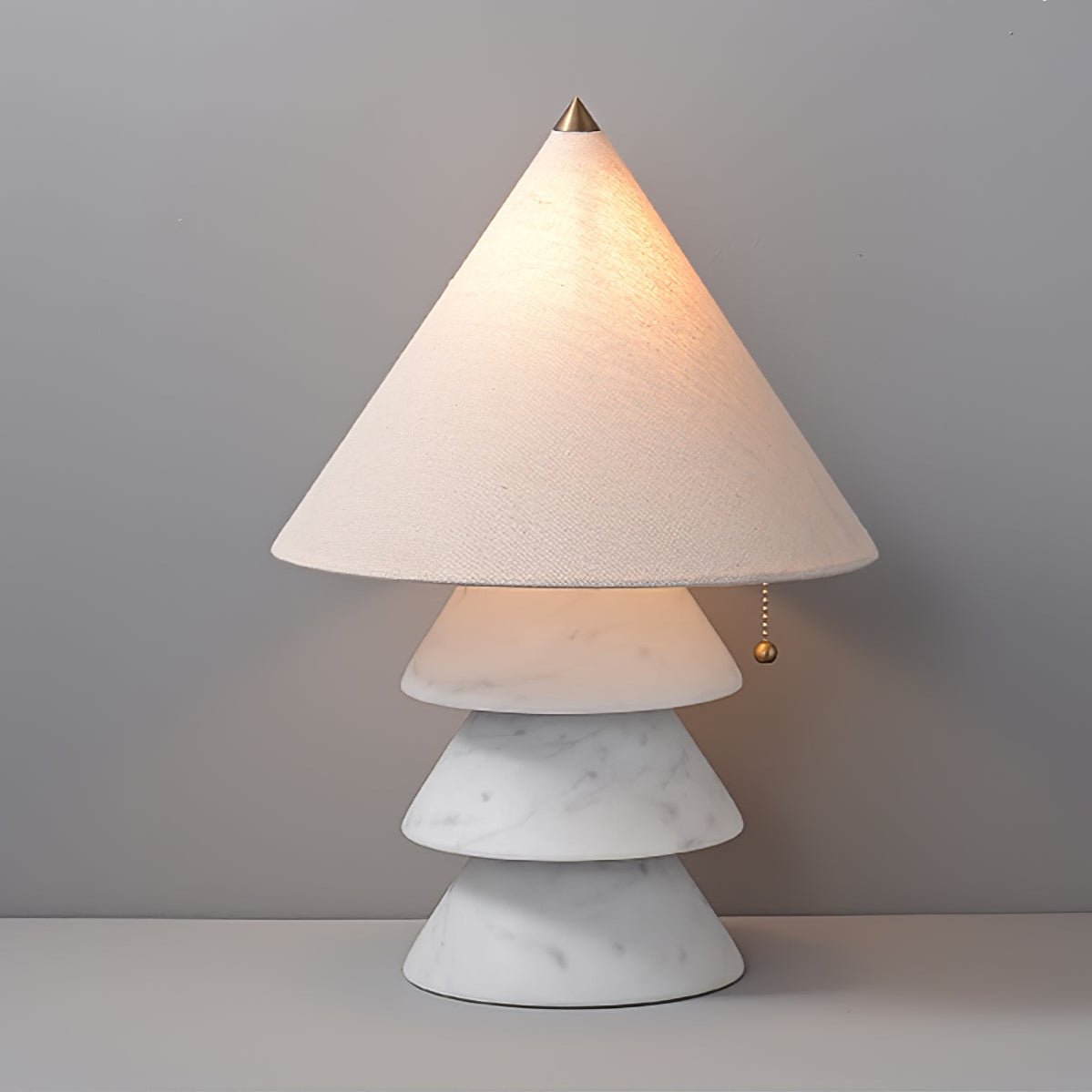 Pyramid Retro marmeren tafellamp