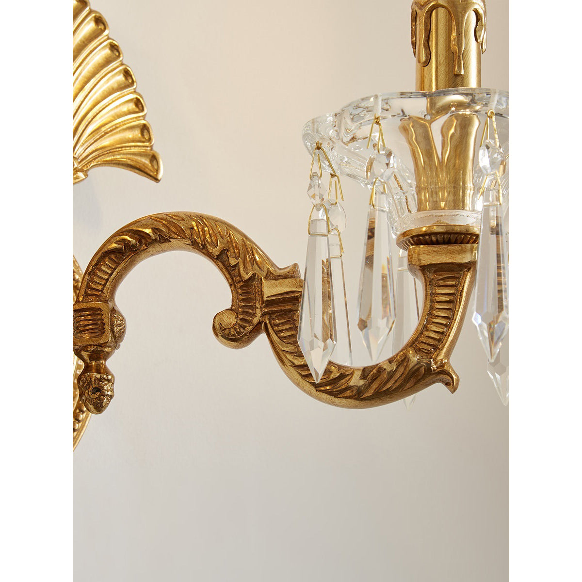 Rivinielle wandlamp