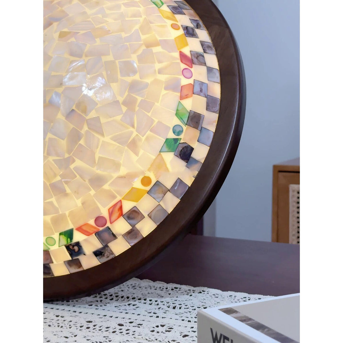 Marin vlakke plafondlamp van walnoothout