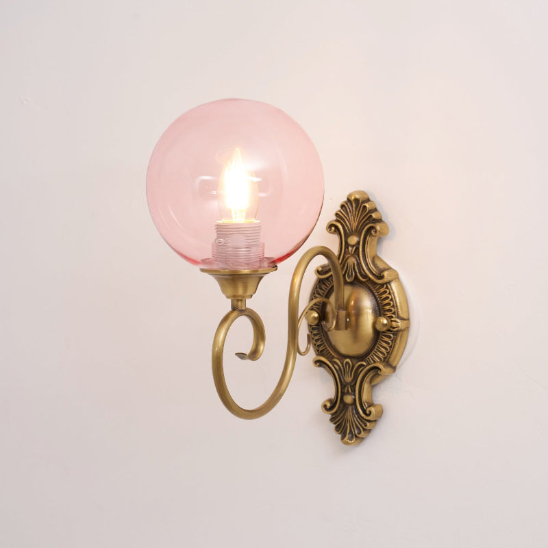 Lavinia wandlamp met en roze afwerking