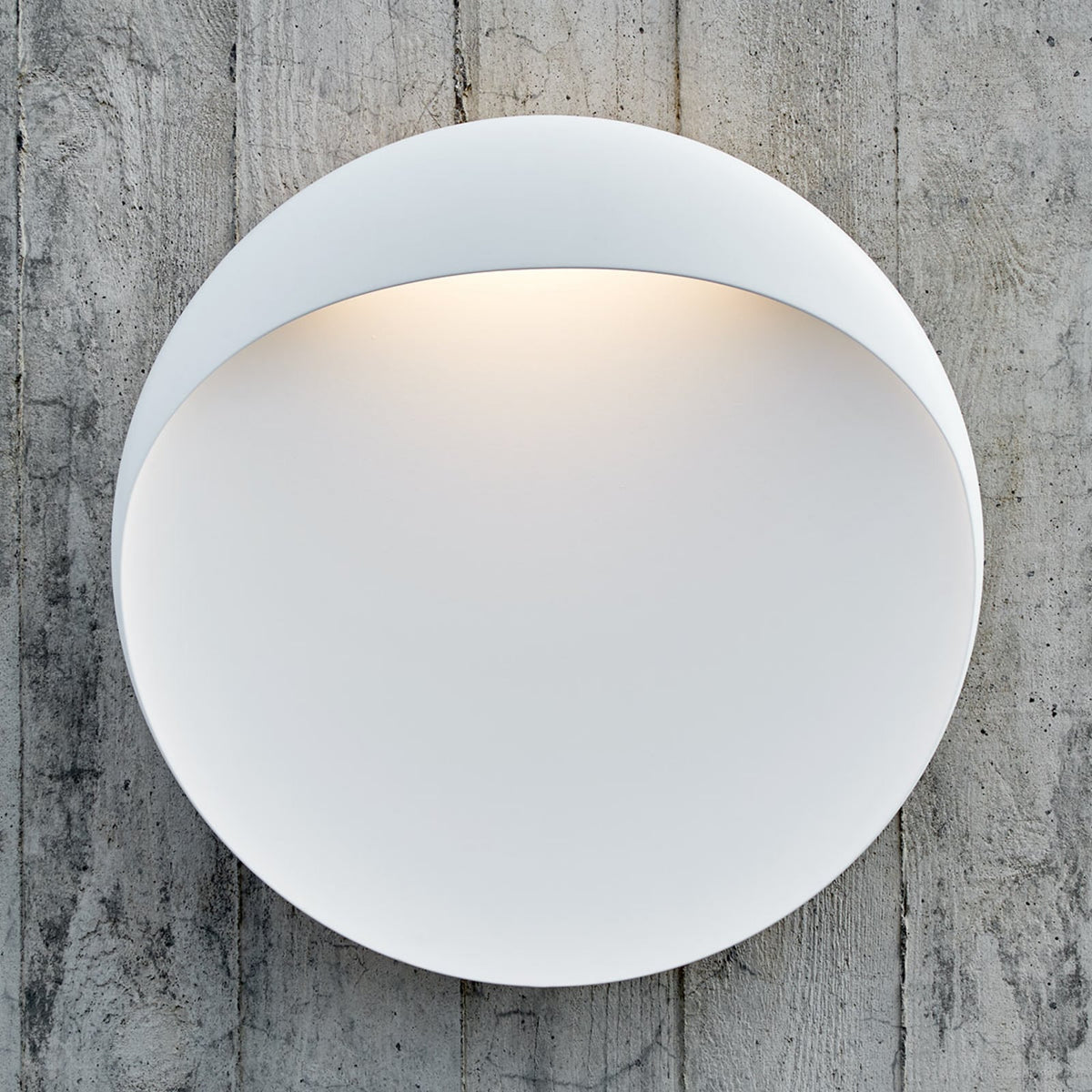 Flindt ronde wandlamp in aluminium