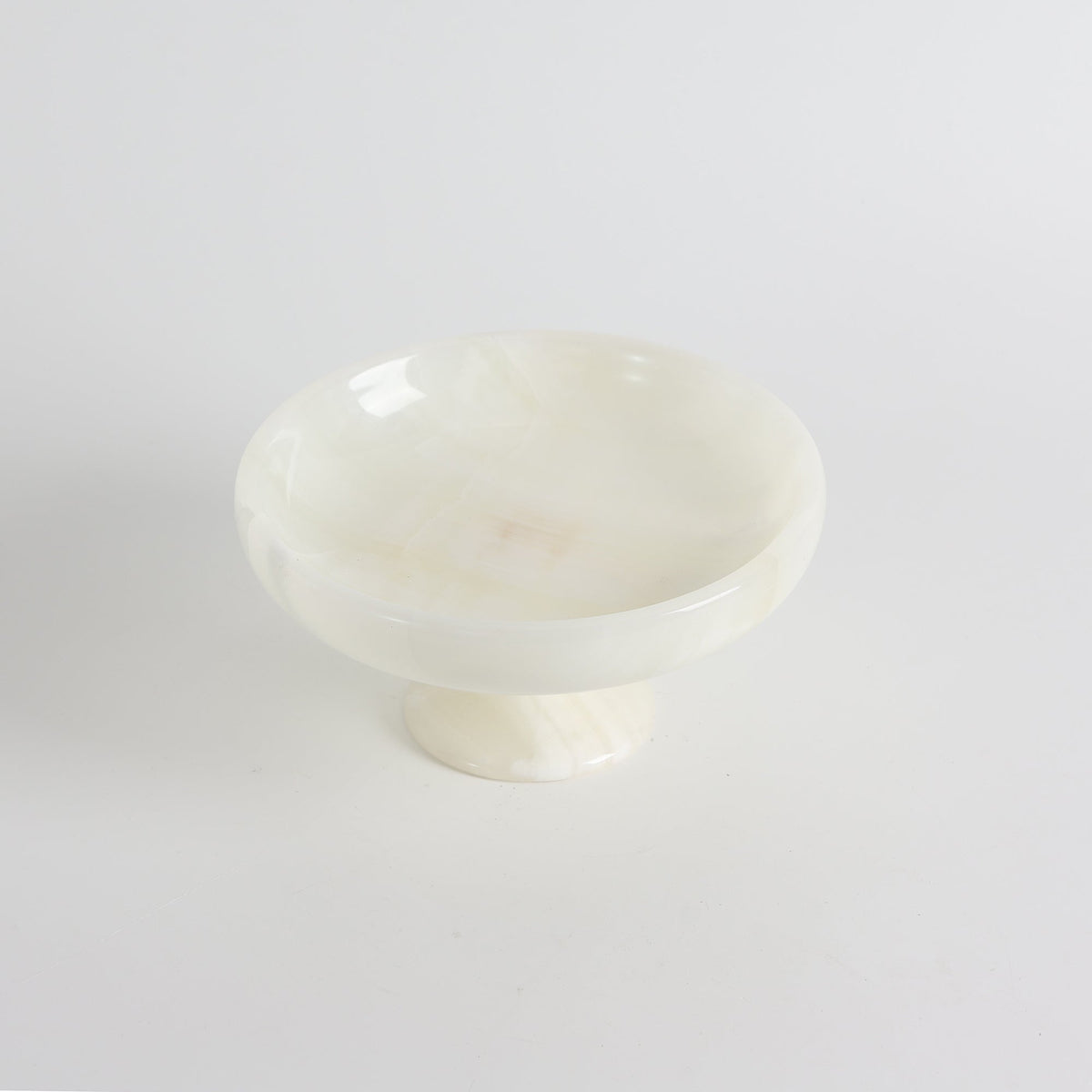 Henswick wit onyx voetstukkom