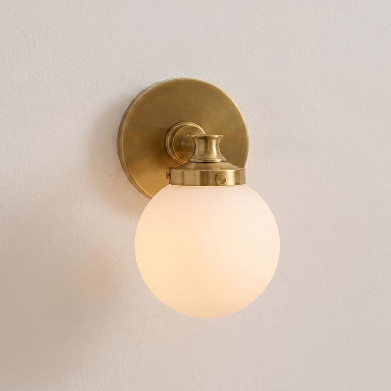 Hayes wandlamp met glazen bol
