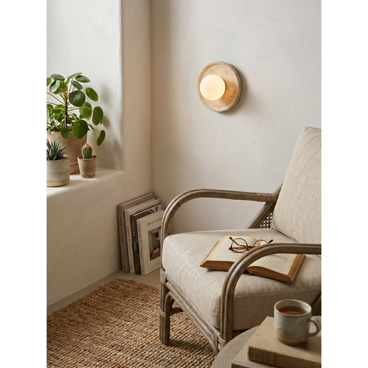 Liorisenne wandlamp