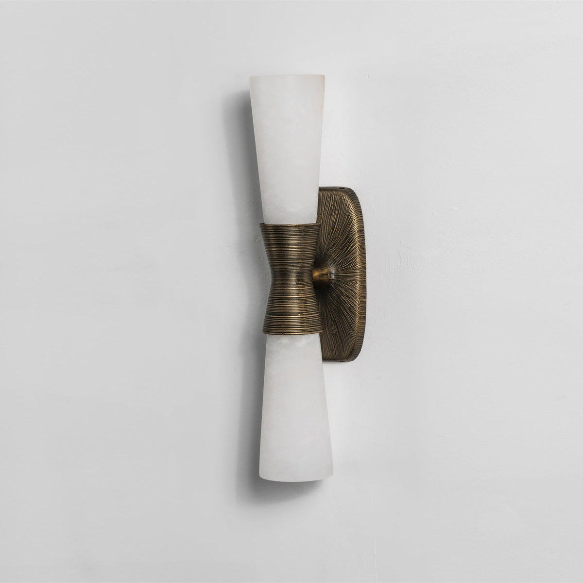 Sorenaine wandlamp