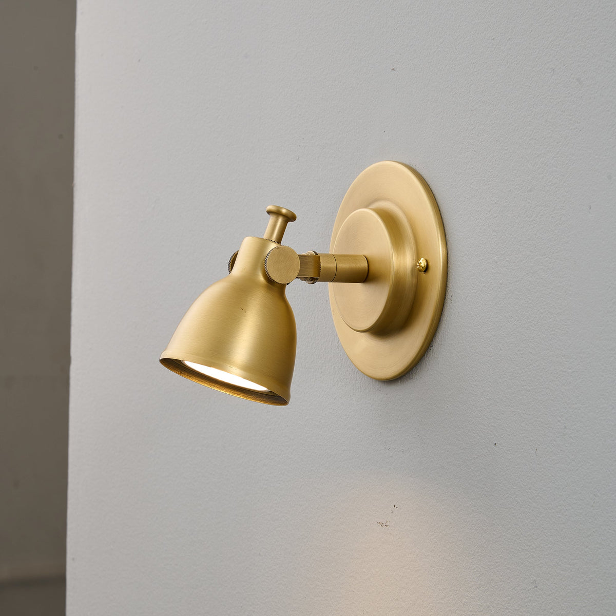 Sorisaria wandlamp