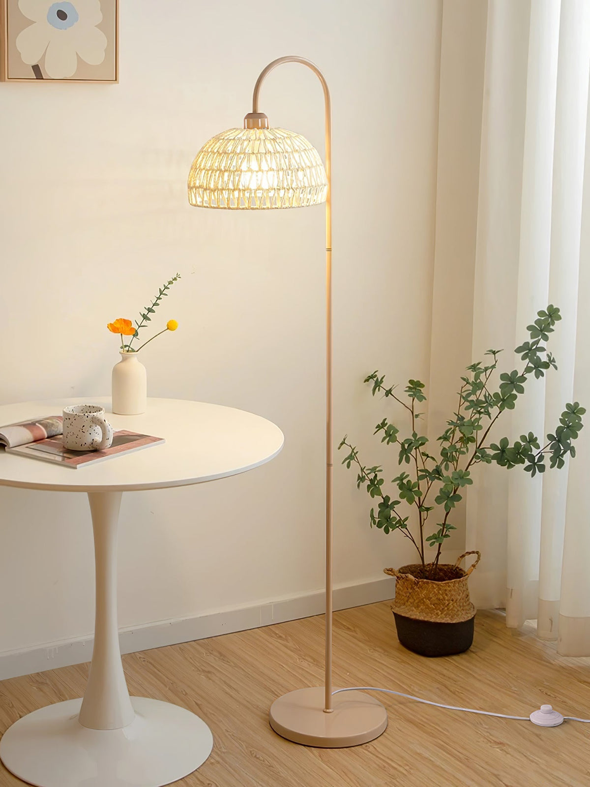 Tor vloerlamp minimalistisch beige