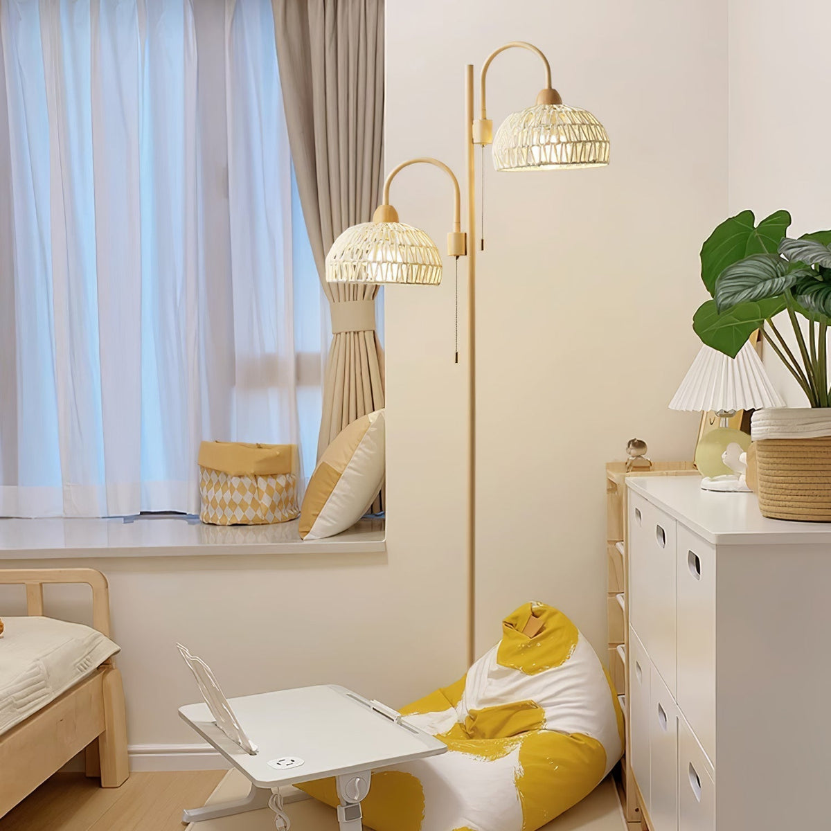 Tor vloerlamp minimalistisch beige