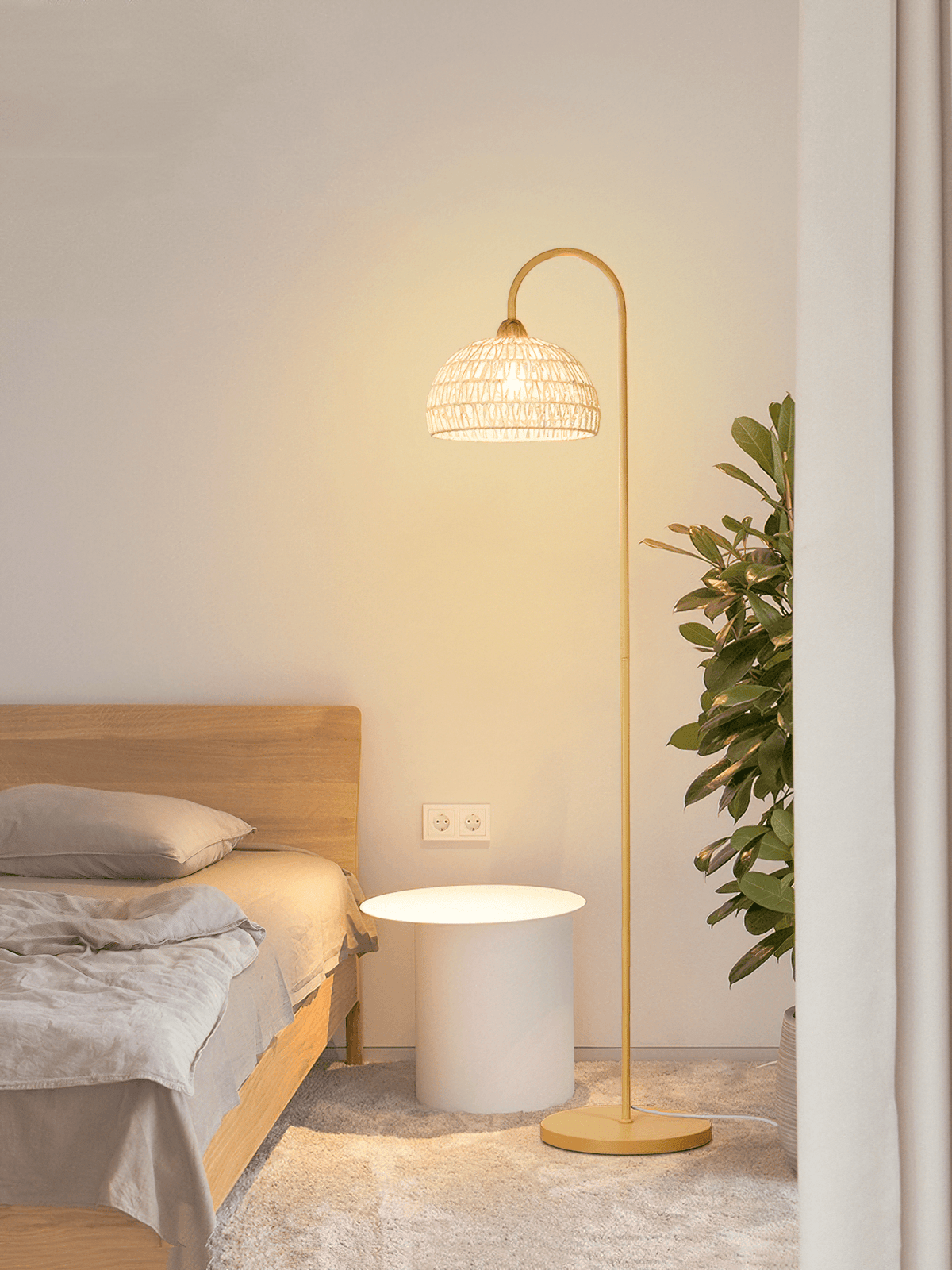 Tor vloerlamp minimalistisch beige