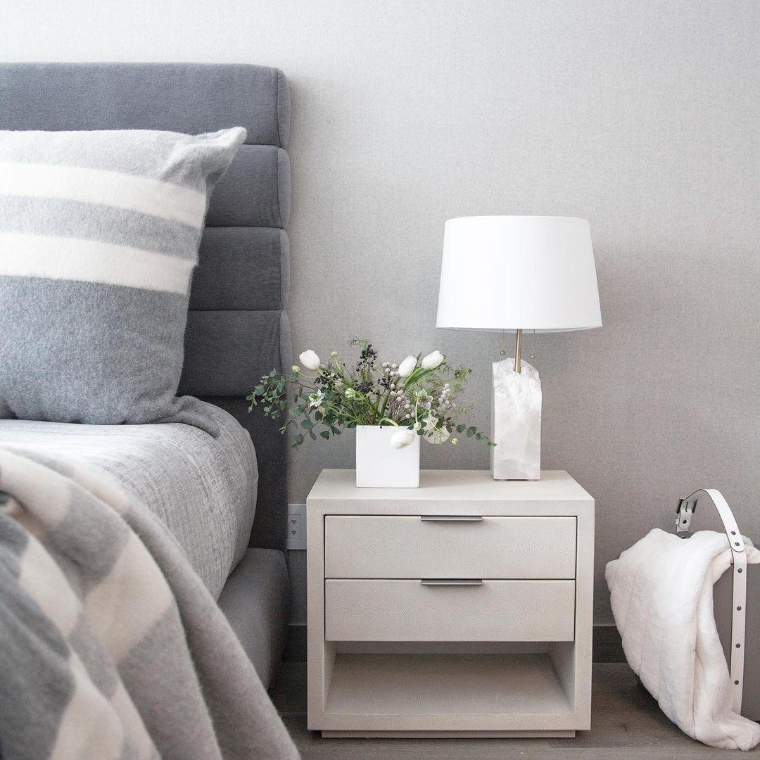Gaveth Minimalistische tafellamp in albast