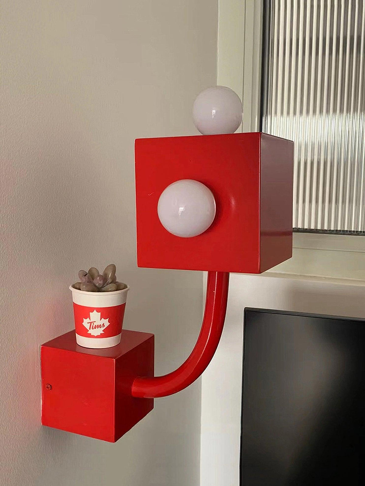Brenna Individual Creativity Rode Kubus wandlamp