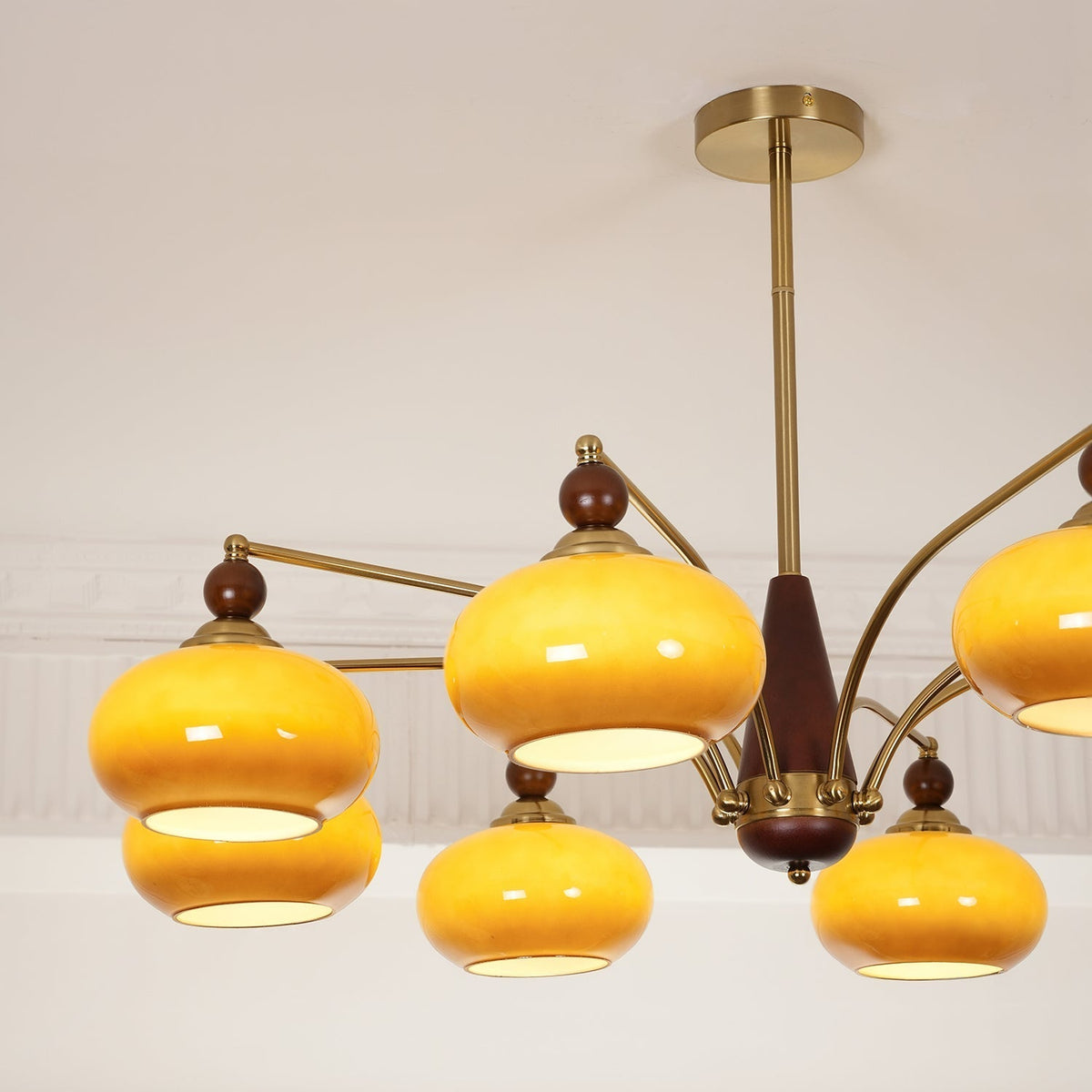 Vevely Retro hanglamp van messing met gele glasbol