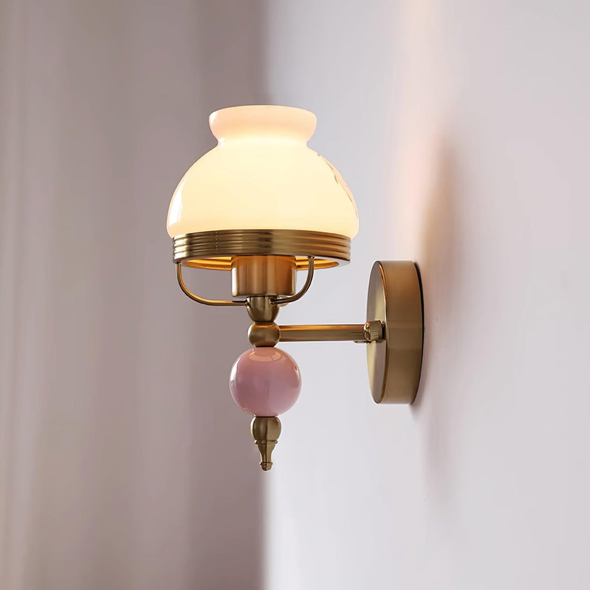 Evia wandlamp met glazen kap en lichtbron voor slaapkamer of gang Retro