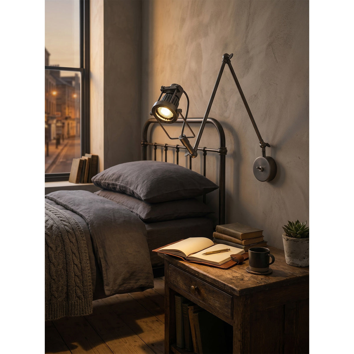Reznor verstelbare arm wandlamp