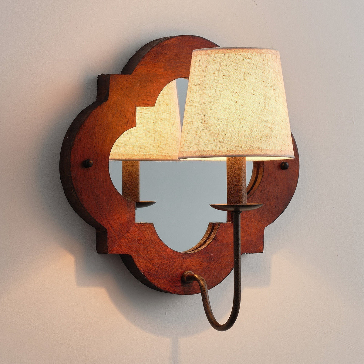 Velelelia wandlamp