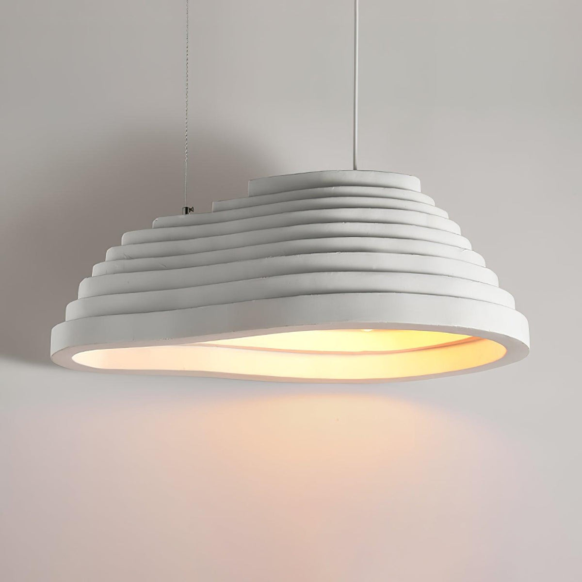 Niruise minimalistische hanglamp van hars