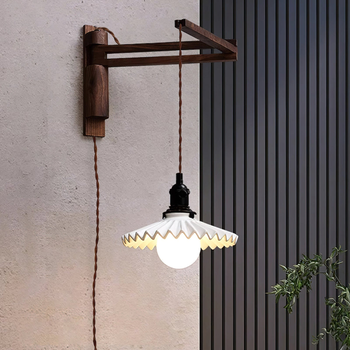 Mirisaria wandlamp