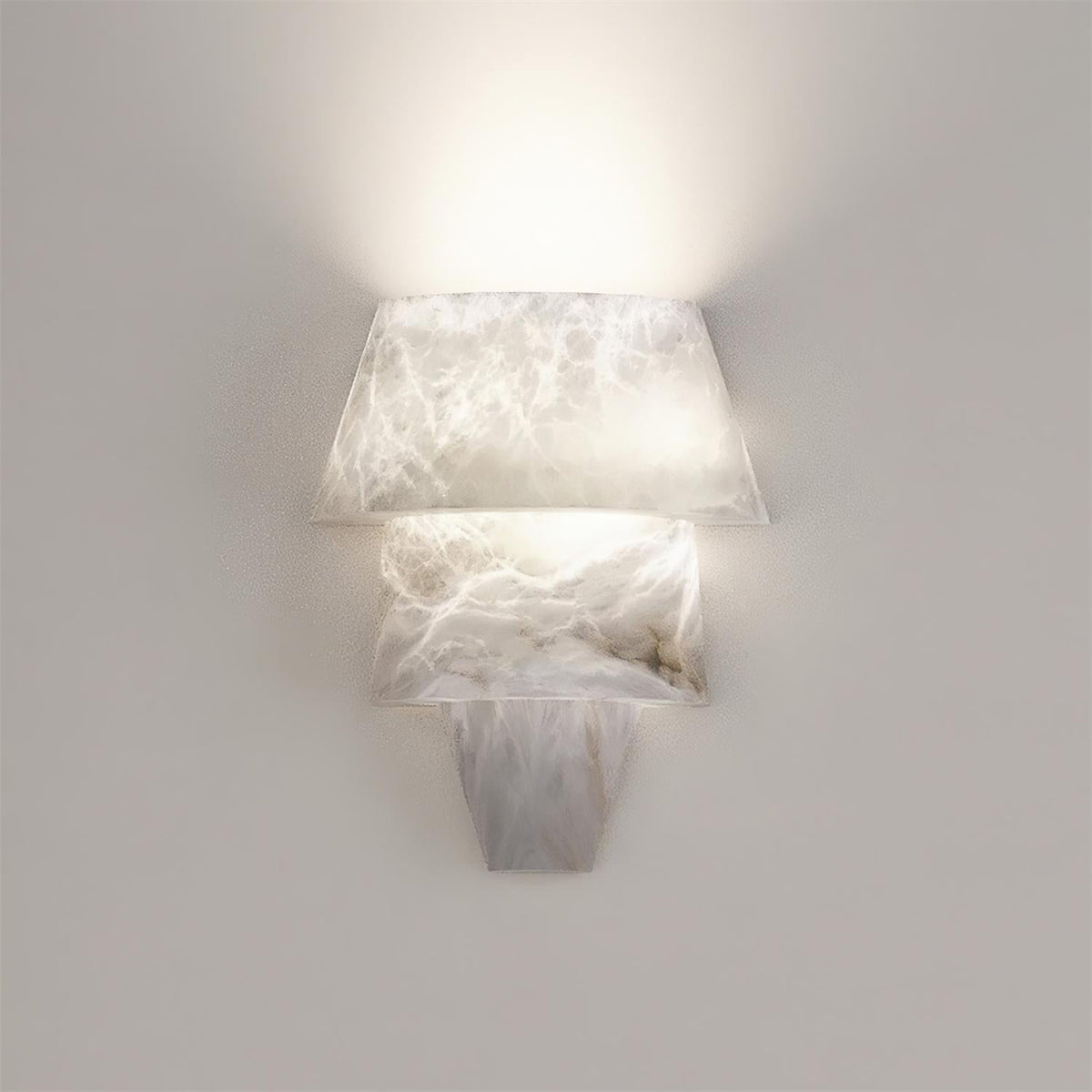 Alvian wandlamp elegante wit albast in lagen