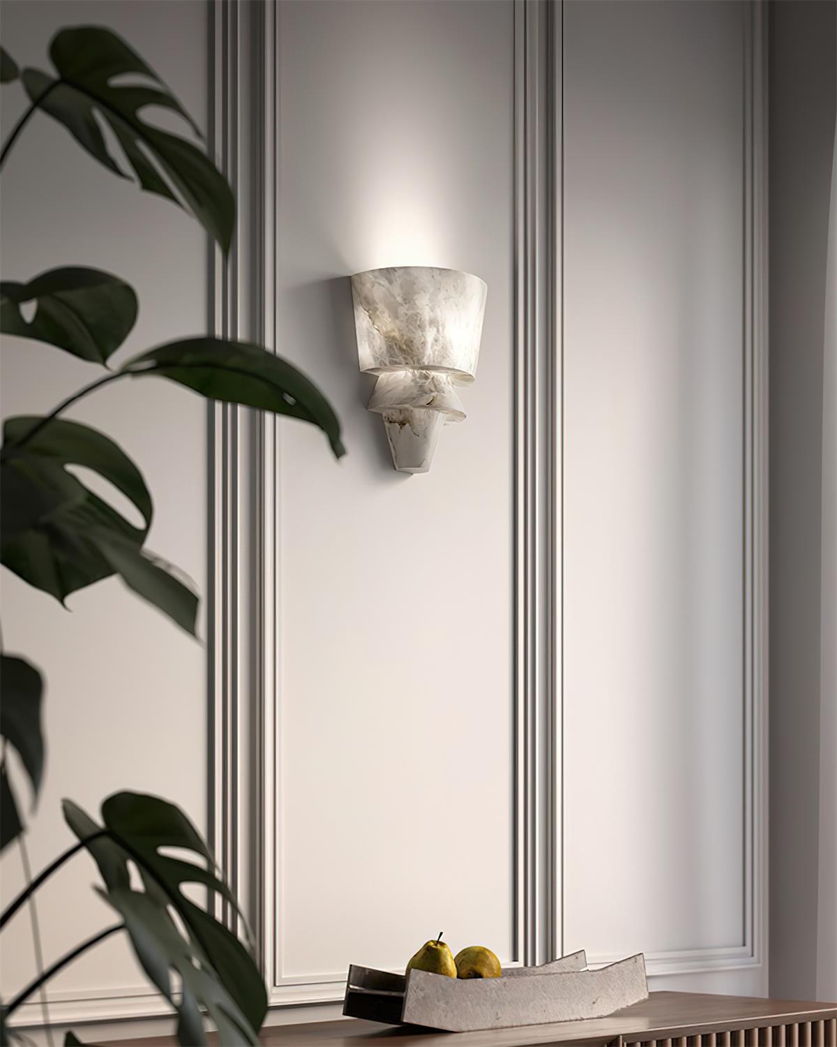 Alvian wandlamp elegante wit albast in lagen