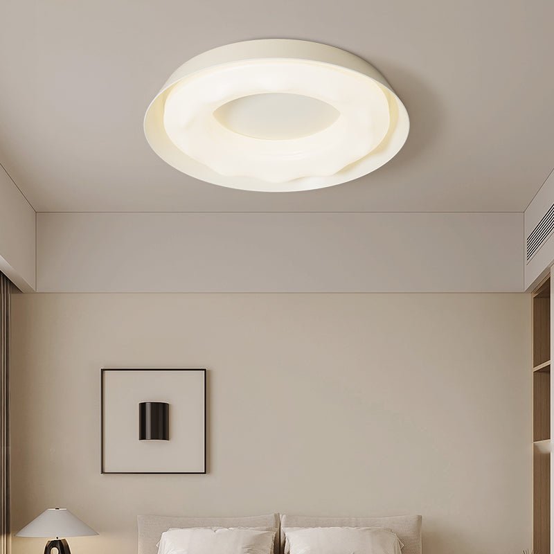 Vathais Moderne minimalistische plafondlamp met rimpels