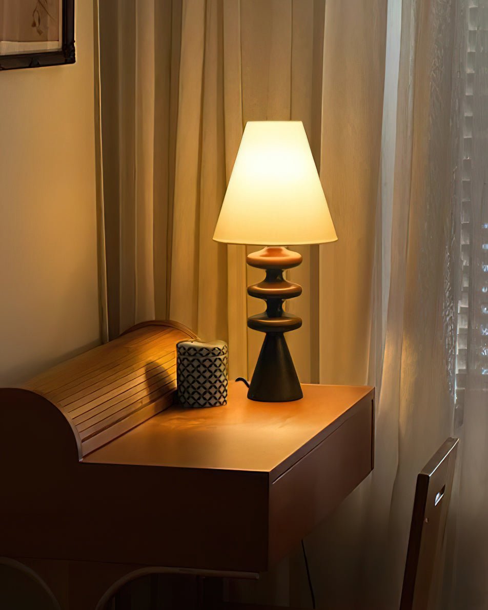 Zelms moderne tafellamp van hout