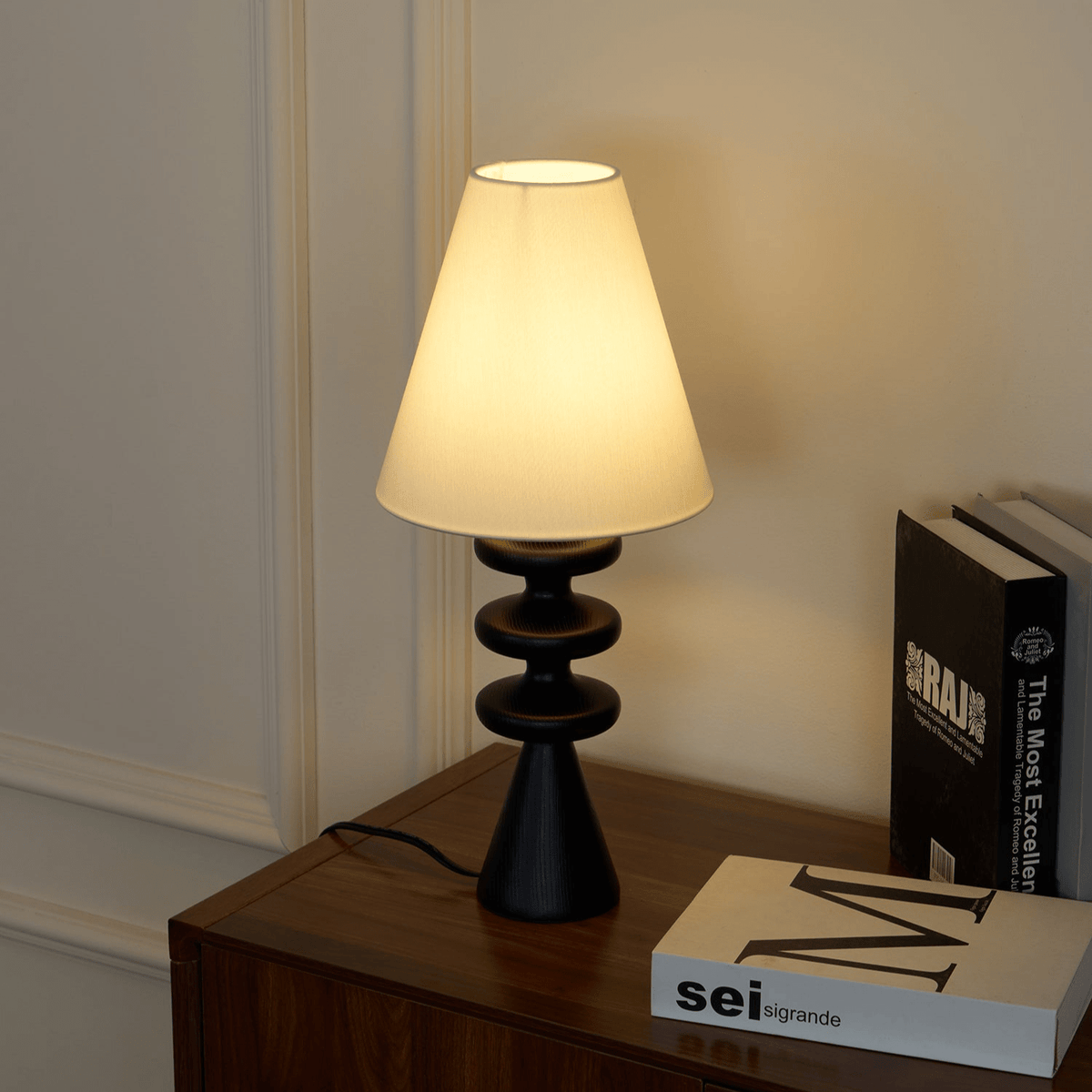Zelms moderne tafellamp van hout