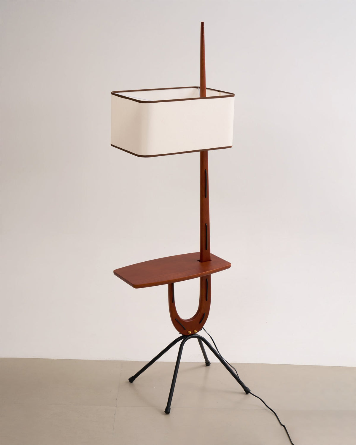 Vemara Mid Century Houten vloerlamp