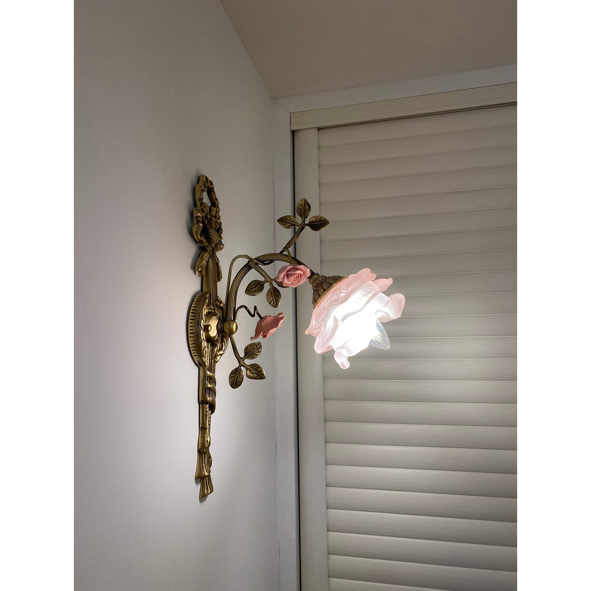 Valmora wandlamp roze