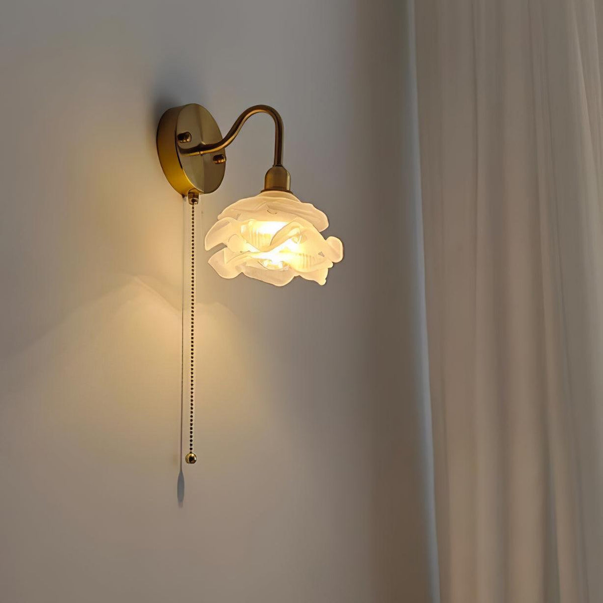 Aneris Noordse kunst Rose messing wandlamp met glas
