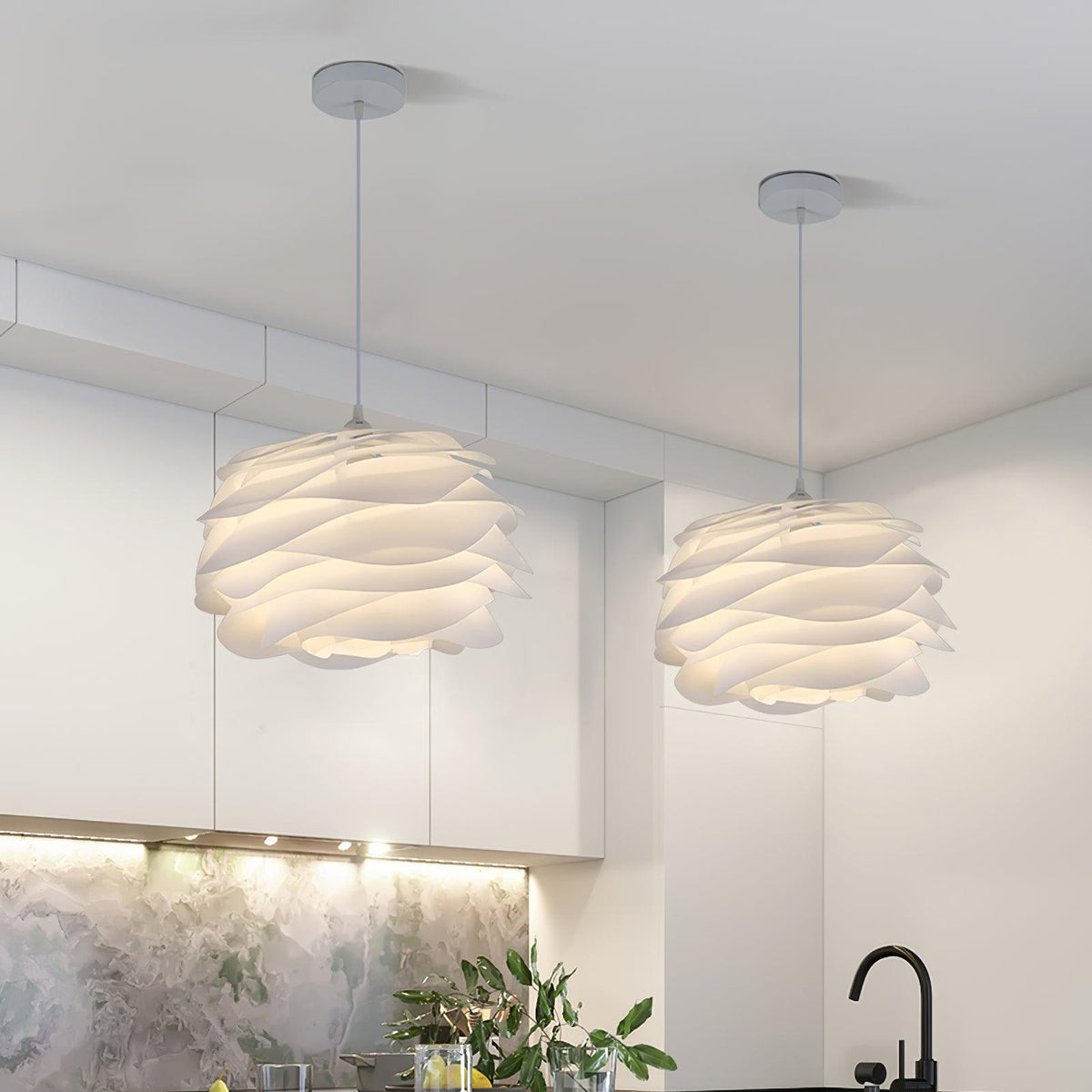 Kirove hanglamp PVC roosbloemen gelaagd romantisch