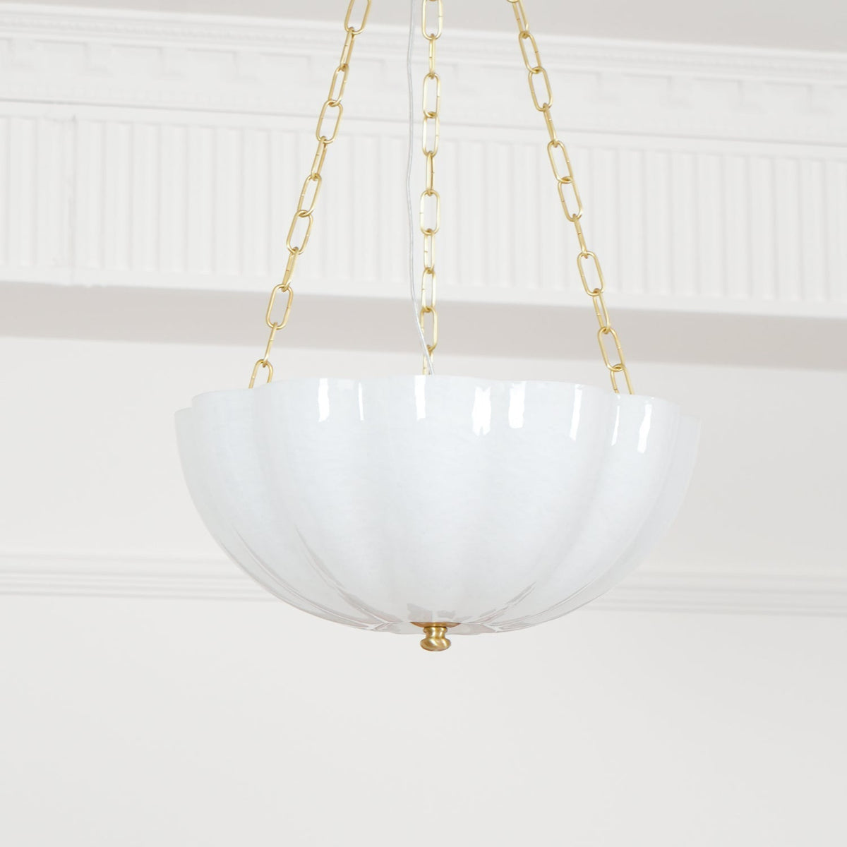 Voriq kroonluchter glazen kom messing ketting