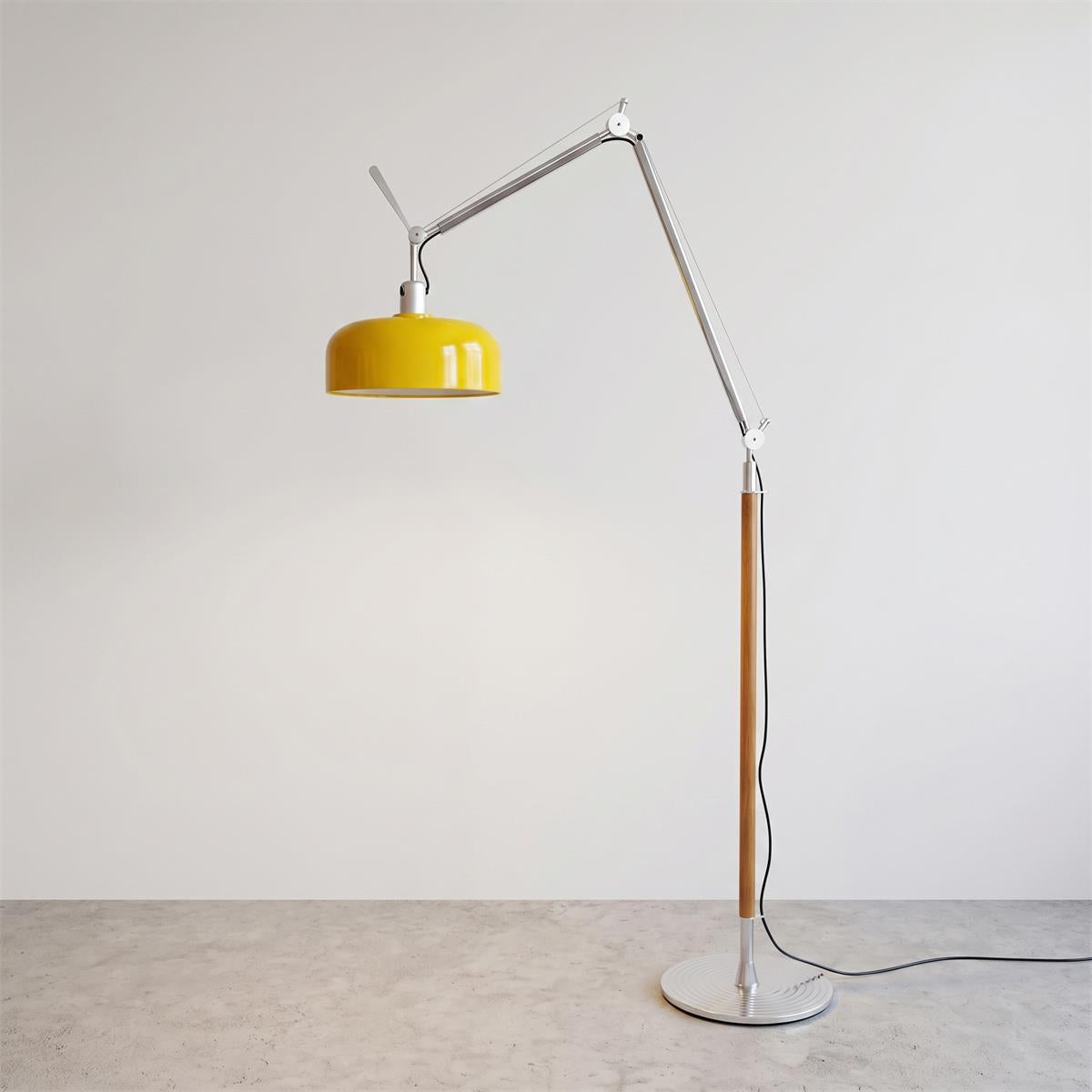 Rudy vloerlamp karmozijnrood esdoornhout met beweegbare arm
