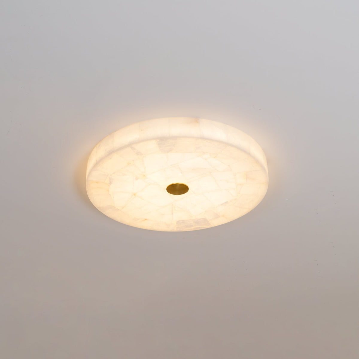 Nivael ronde plafondlamp van albast