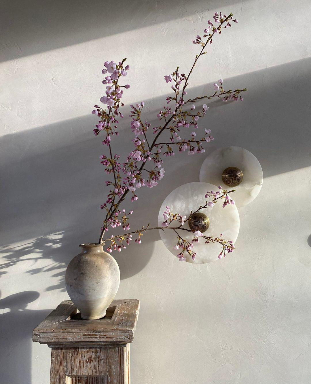 Apollo ronde albasten wandlamp