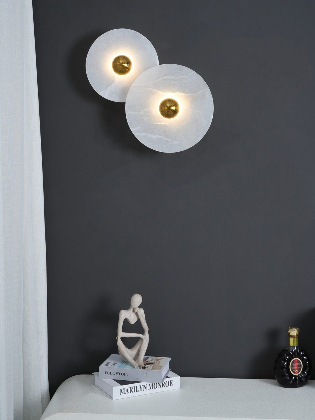 Apollo ronde albasten wandlamp