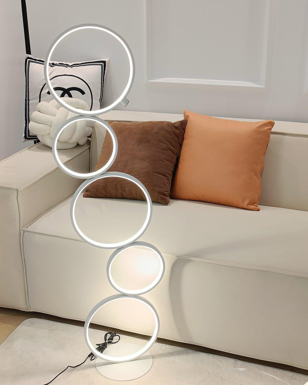 Noroaine vloerlamp