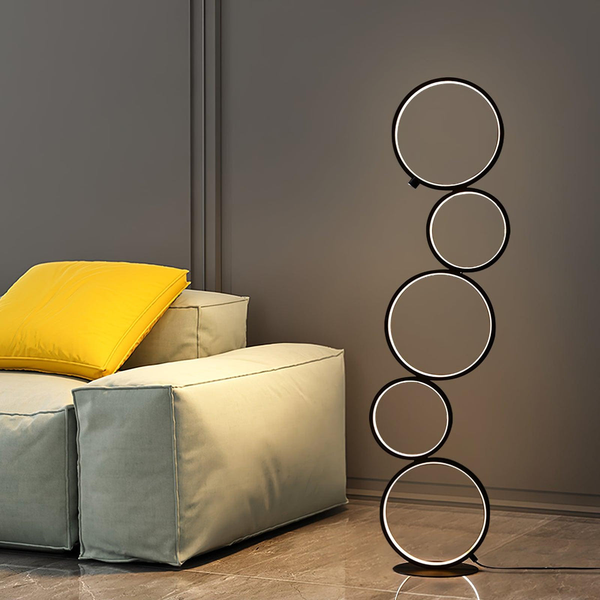 Noroaine vloerlamp