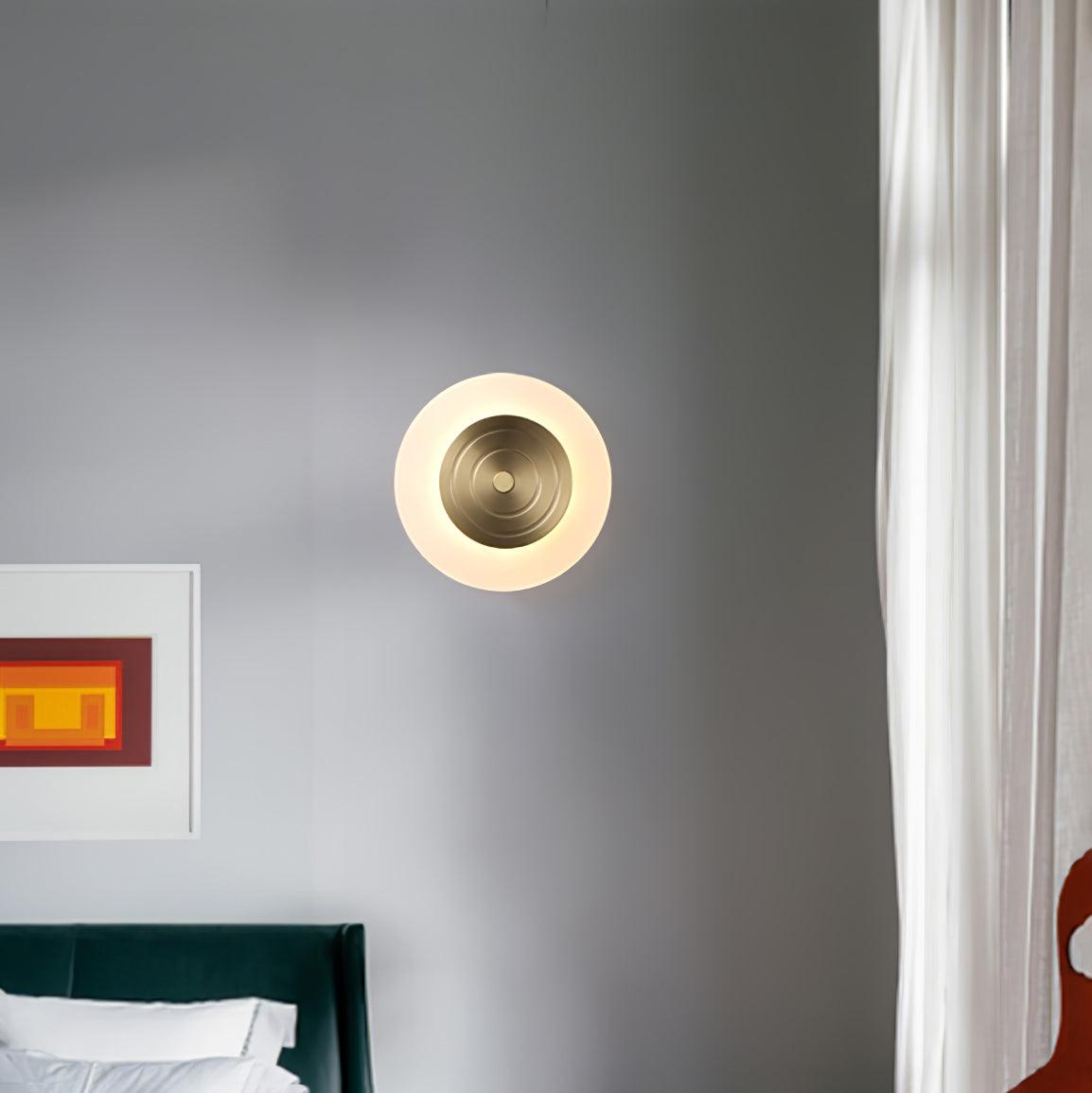 Pyrron ronde wandlamp in maanvorm