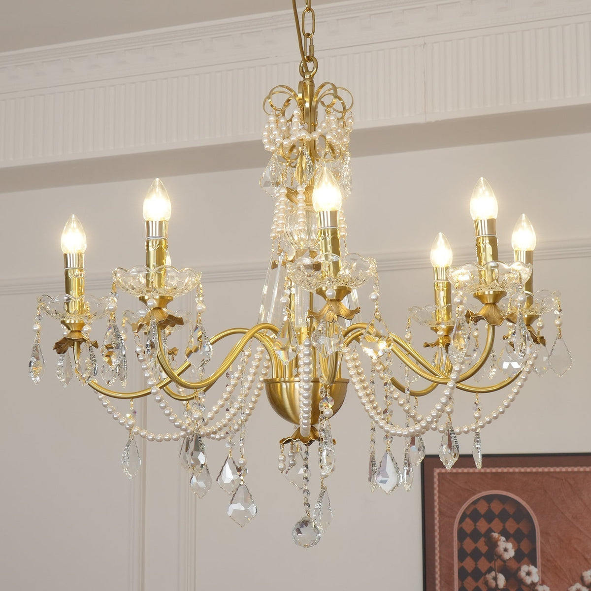 Vintage kroonluchter met messing lichaam en kristallen pareldruppels