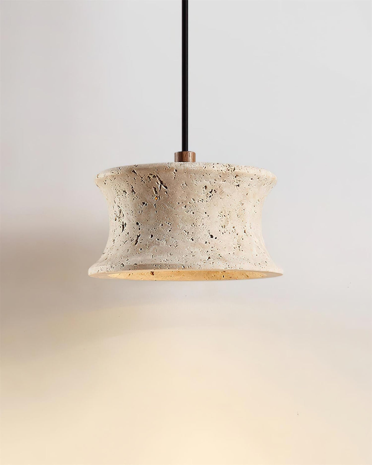 Noreria hanglamp travertin sculpturaal